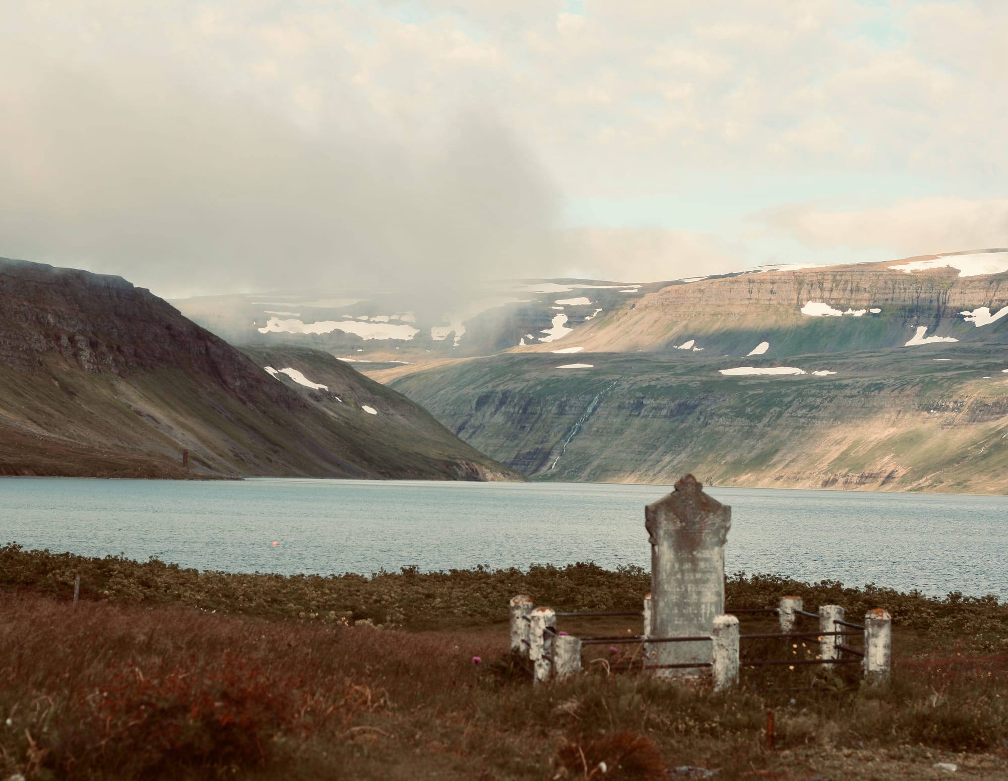 Hesteyri cemetery